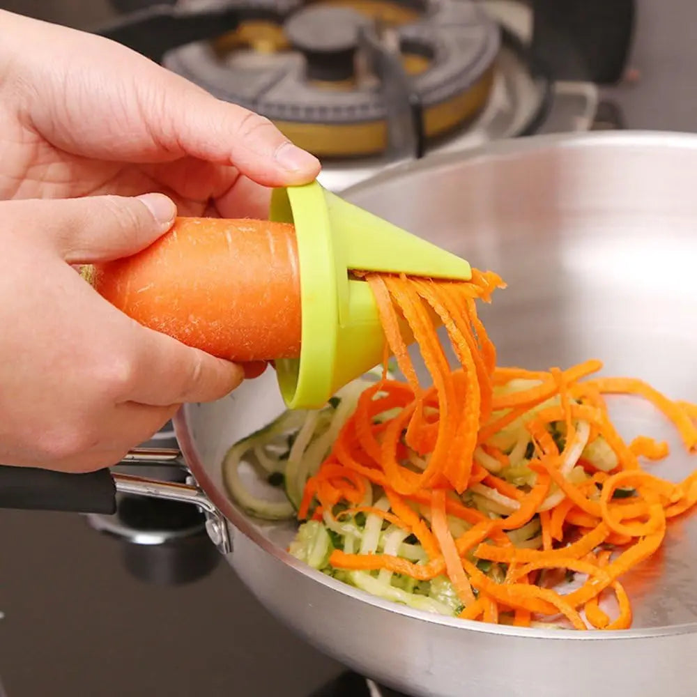 Multifunctional Vegetable Shredder - Manual Food Chopper Slicer